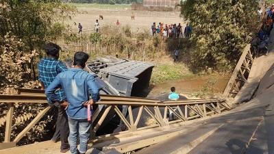 বান্দরবান-রাঙ্গামাটি সড়ক যোগাযোগ বিচ্ছিন্ন