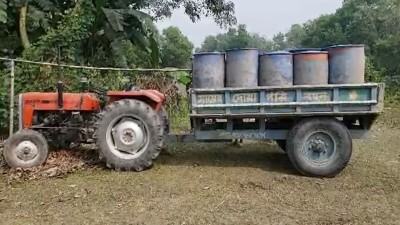 এক মটরসাইকেলে ৪ জন, ট্রাক্টরের ধাক্কায় নিহত ৩