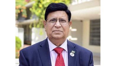 সে বজ্রকণ্ঠ এখনো লীন হয়ে যায়নি