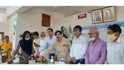 জয়পুরহাটে জেলা পরিষদের শিক্ষাবৃত্তি পেল মেধাবীরা