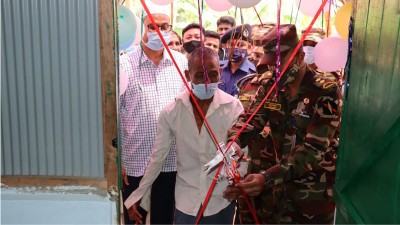 প্রতিবন্ধী ব্যক্তিকে গৃহ নির্মাণ করে দিল খাগড়াছড়ি সেনাবাহিনী জোন