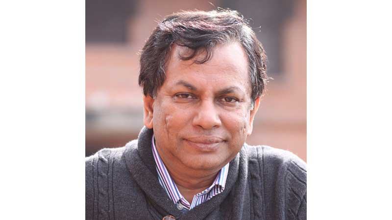 শিক্ষার মান ও আন্তর্জাতিক ক্লাবের সদস্যপদের অর্থনীতি