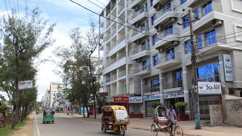 কক্সবাজারে সংকটে ৩০ হাজার কর্মজীবী