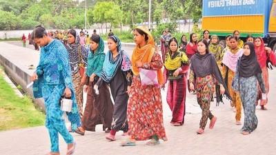 কর্মজীবী নারীদের এক তৃতীয়াংশ এখনো বেকার