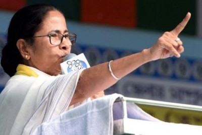 পশ্চিমবঙ্গে বিধানসভা নির্বাচনে মমতা এগিয়ে