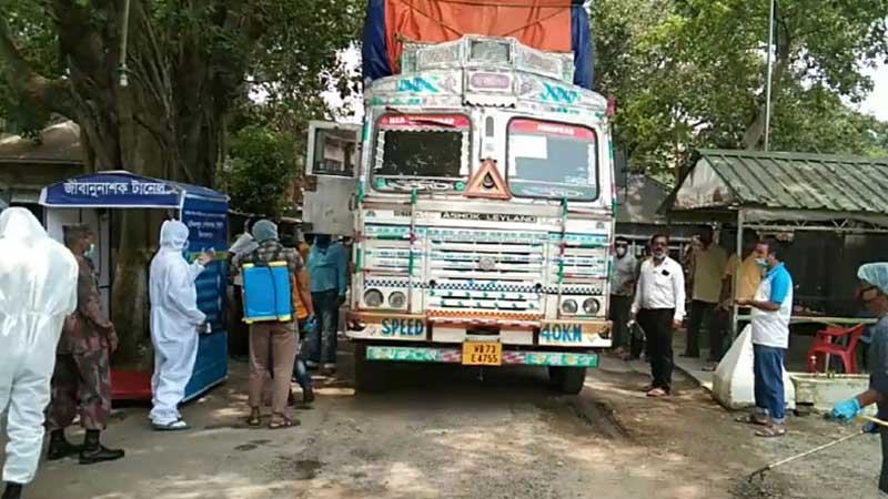 হিলি স্থলবন্দর দিয়ে মসলা পণ্যের আমদানি বেড়েছে
