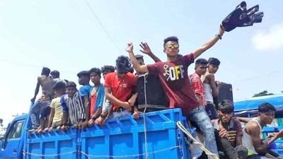 লক্ষ্মীপুরে পর্যটন কেন্দ্রগুলোতে মানুষের ঢল