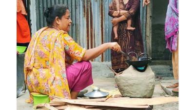 ঘোষণা ছাড়াই গ্যাস সরবরাহ বন্ধ, গ্রাহকের দুর্ভোগ