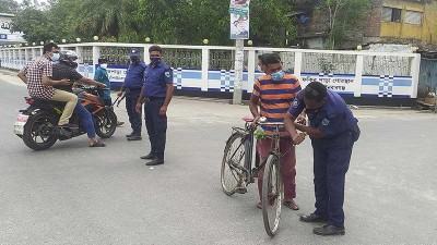 চাঁপাইনবাবগঞ্জে আরো ৭ দিনের লকডাউন