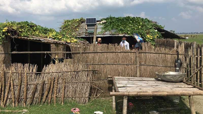 সৌরবিদ্যুতে আলোকিত উত্তরের ২৩ চর এলাকা