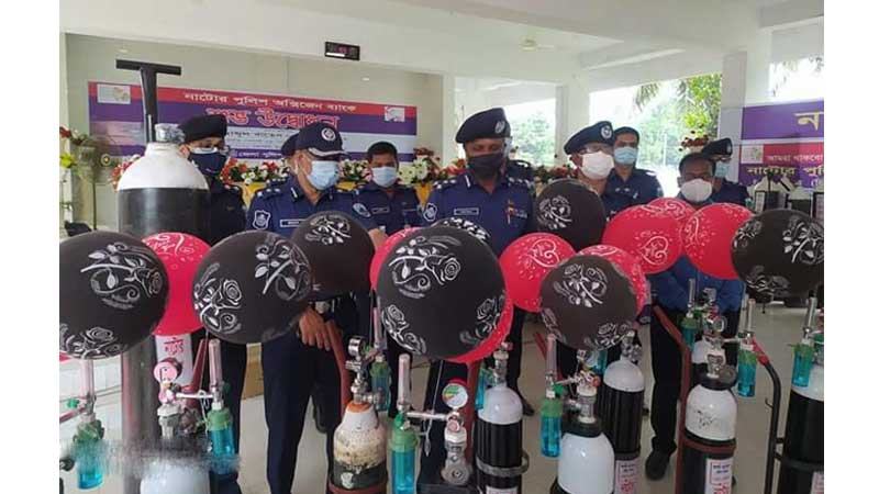 নাটোরে আশা জাগিয়েছে পুলিশের অক্সিজেন ব্যাংক