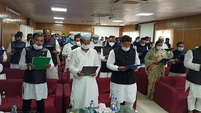 বরিশালে প্রথম দফায় নির্বাচিত ৪৯ ইউপি চেয়ারম্যানের শপথ