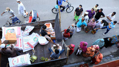 সোমবার থেকে টিসিবির পণ্য বিক্রি শুরু
