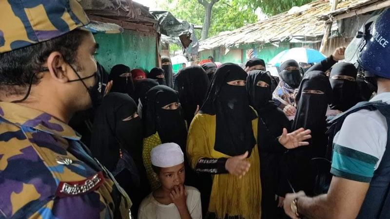 রেশন কার্ডকে কেন্দ্র করে রোহিঙ্গা ক্যাম্পে বিক্ষোভের চেষ্টা
