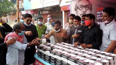 ঝিনাইদহে যুবলীগের মাসব্যাপী খাদ্য বিতরণ কর্মসূচি