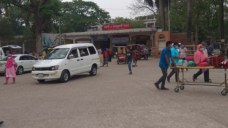 মৃত্যু-রোগী দুটোই কমছে রামেকের করোনা ইউনিটে