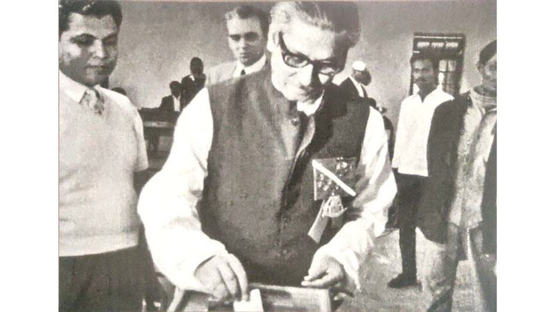 সন্ধিক্ষণের নির্বাচন