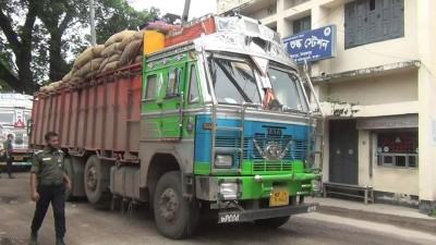 লোকসান হওয়ায় হিলিতে কাঁচা মরিচ আমদানি বন্ধ