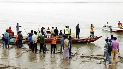 শিবগঞ্জে পদ্মায় নৌকা ডুবে ৪ জনের মৃত্যু