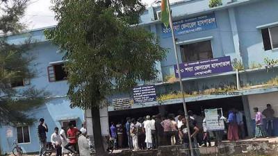 নোয়াখালীতে দুই আনসার সদস্যকে কুপিয়ে জখম