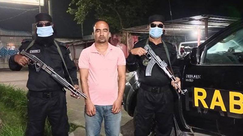 ঝিনাইদহে অস্ত্রসহ সাবেক ছাত্রলীগ নেতা আটক