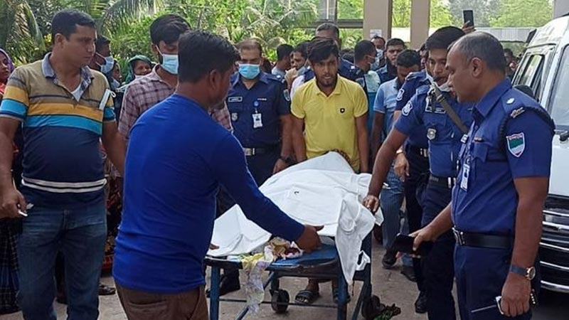 চুয়াডাঙ্গায় স্কুলের মধ্যেই শিক্ষার্থীকে কুপিয়ে হত্যা