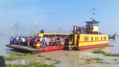 রায়েন্দা-মাছুয়া ঘাটে ফেরি চলাচল শুরু