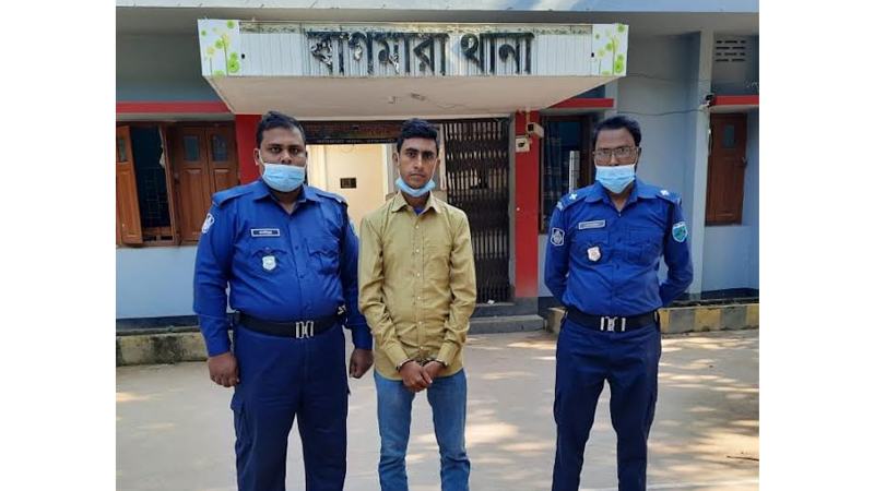 পুলিশে নিয়োগের নামে ফাঁকা চেক-স্ট্যাম্প নিয়ে জিম্মি!