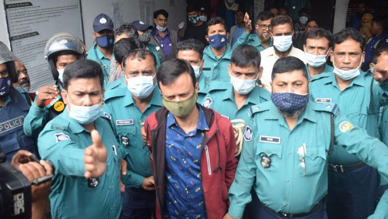 কাঁটাখালী পৌর মেয়র আব্বাস ৩ দিনের রিমান্ডে