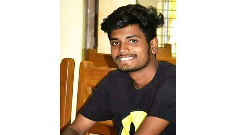 ট্রাকের ধাক্কায় নোবিপ্রবি শিক্ষার্থীর মৃত্যু