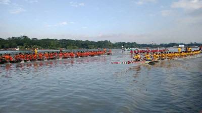 হানাদারমুক্ত দিবস উপলক্ষে পটুয়াখালীতে বাইচ