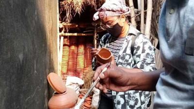 মৃৎশিল্প পুনরুজ্জীবিত করতে চান শিল্পীরা