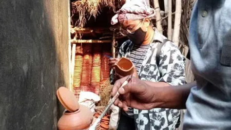মৃৎশিল্প পুনরুজ্জীবিত করতে চান শিল্পীরা