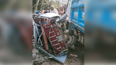 আত্মীয়ের লাশ দেখতে যাওয়ার পথে চার নারীর মৃত্যু