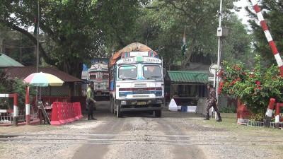 পেঁয়াজের আমদানি শুল্ক ১০ ভাগ পুনর্বহাল