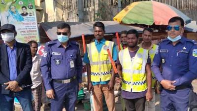 নেত্রকোনায় চালু হলো কমিউনিটি ট্রাফিক পুলিশিং