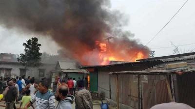 শেরপুরে আগুনে পুড়ল ১৩ দোকান