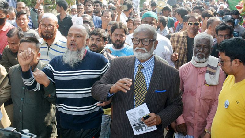 সবার ভোট চান তৈমুর আলম