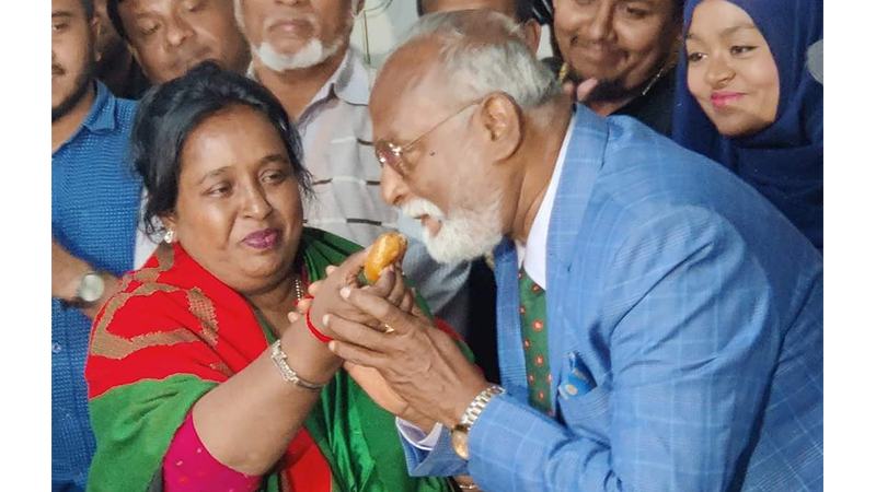 মেয়র আইভীর পাশেই থাকবেন তৈমুর আলম