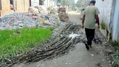 ৩৩ বছরেও গড়ে ওঠেনি প্রয়োজনীয় অবকাঠামো
