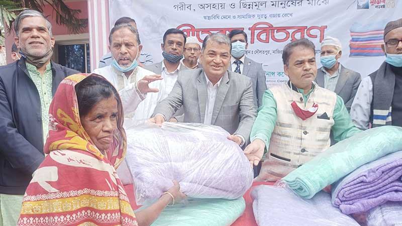 ফটিকছড়িতে বিএইচবিএফসির শীতবস্ত্র বিতরণ