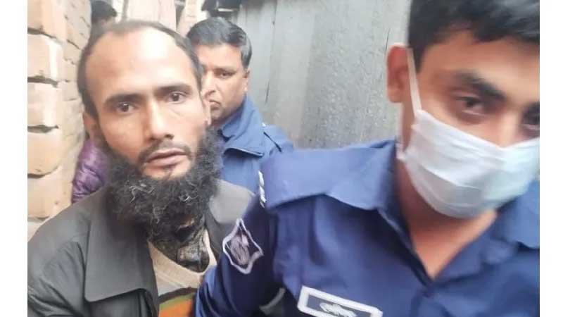 নাটোরে স্ত্রী-সন্তান হত্যার অভিযোগে ব্যবসায়ী আটক