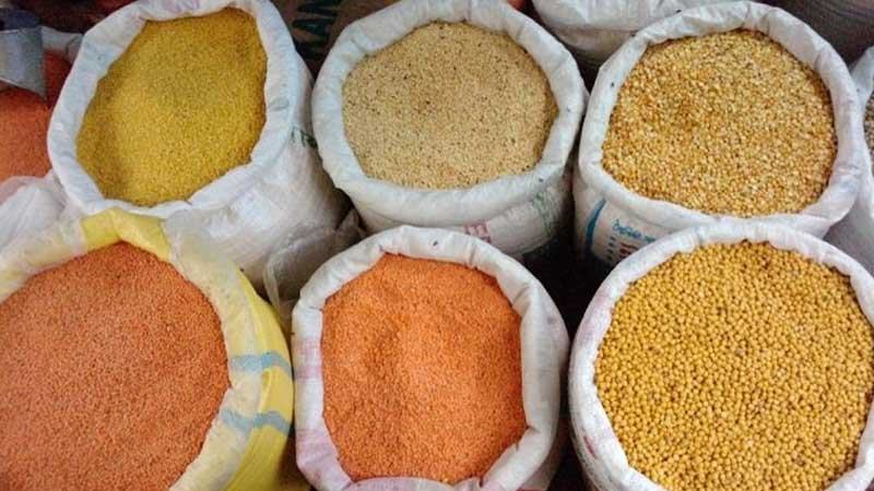 নিতাইগঞ্জে কমতির দিকে সব ধরনের ডালের দাম