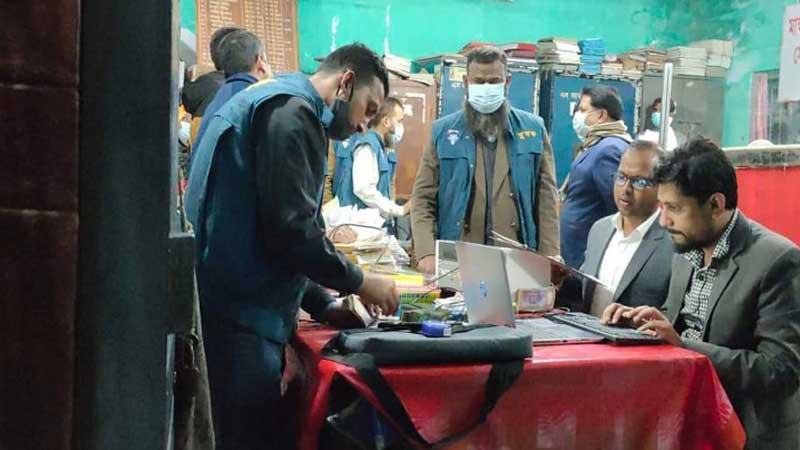 ঘুষের টাকাসহ আটক অফিস সহকারী কারাগারে