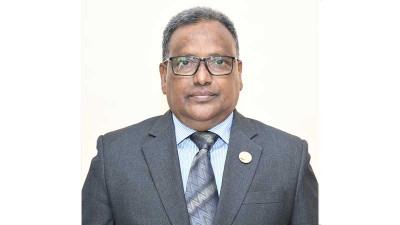 একুশে পদকে ভূষিত হলেন যবিপ্রবি উপাচার্য আনোয়ার হোসেন