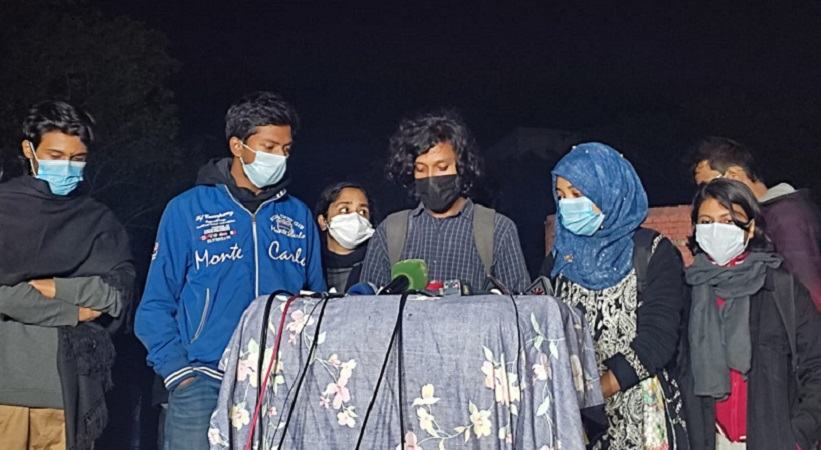 উপাচার্যের বক্তব্যকে মিথ্যাচার বলেছেন শিক্ষার্থীরা