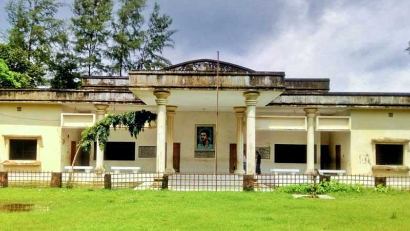 ভাষার মাসেই শুধু গুরুত্ব পায় সালাম নগর