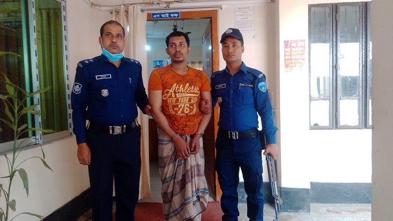 লক্ষ্মীপুরে মাকে হত্যার দায়ে ছেলে গ্রেফতার