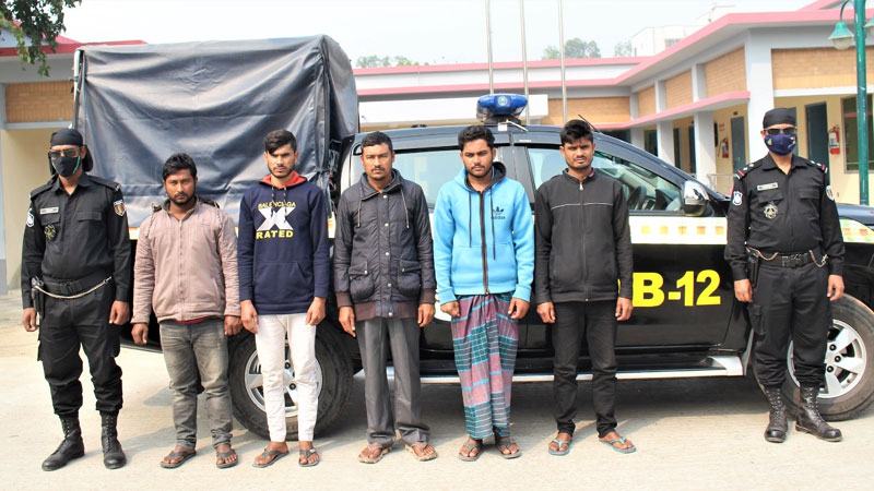 কুষ্টিয়ায় আ.লীগ নেতা হত্যা মামলায় গ্রেফতার ৫