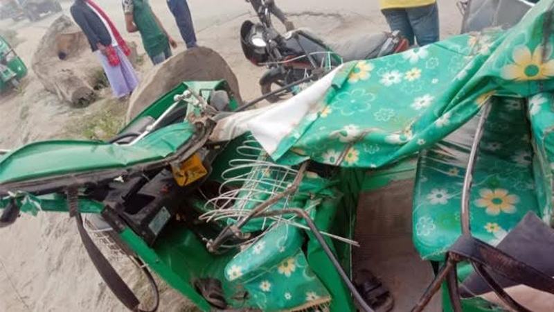 ব্রাহ্মণবাড়িয়ায় ট্রাকচাপায় অটোরিকশার ২ যাত্রী নিহত